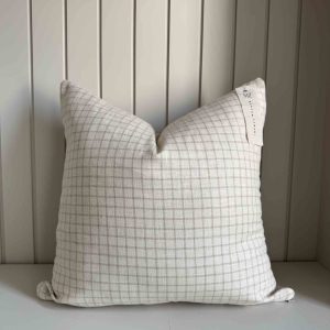 کوسن مدل sand plaid